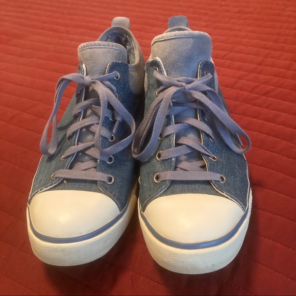 Ugg Denim Textile & Lt. Blue Suede Casual Sneakers Size 9 - Picture 2 of 12